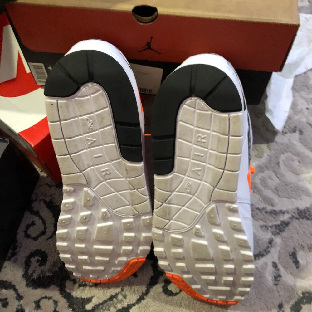 Air Forces - image 1